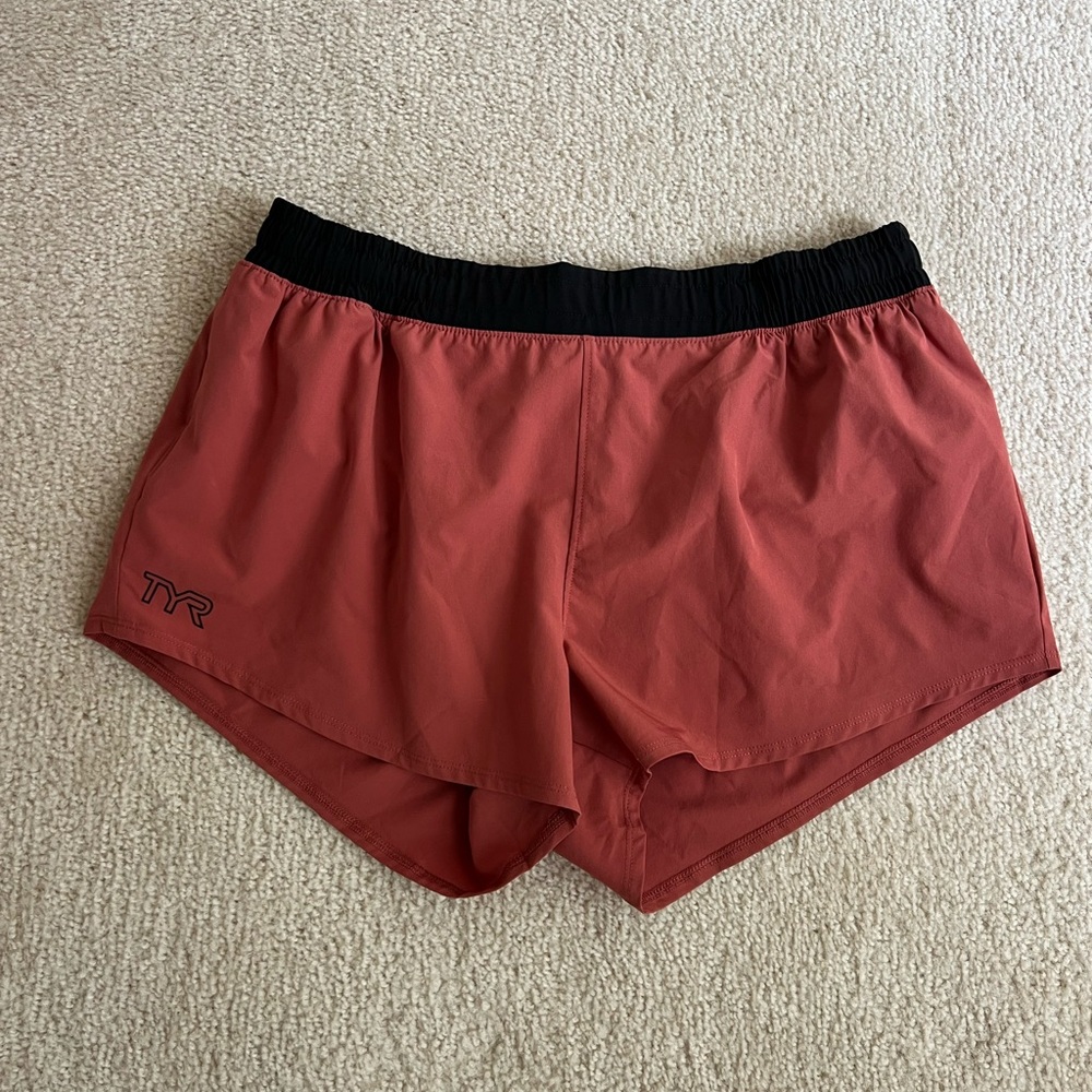 TYR Women's coral Shorts